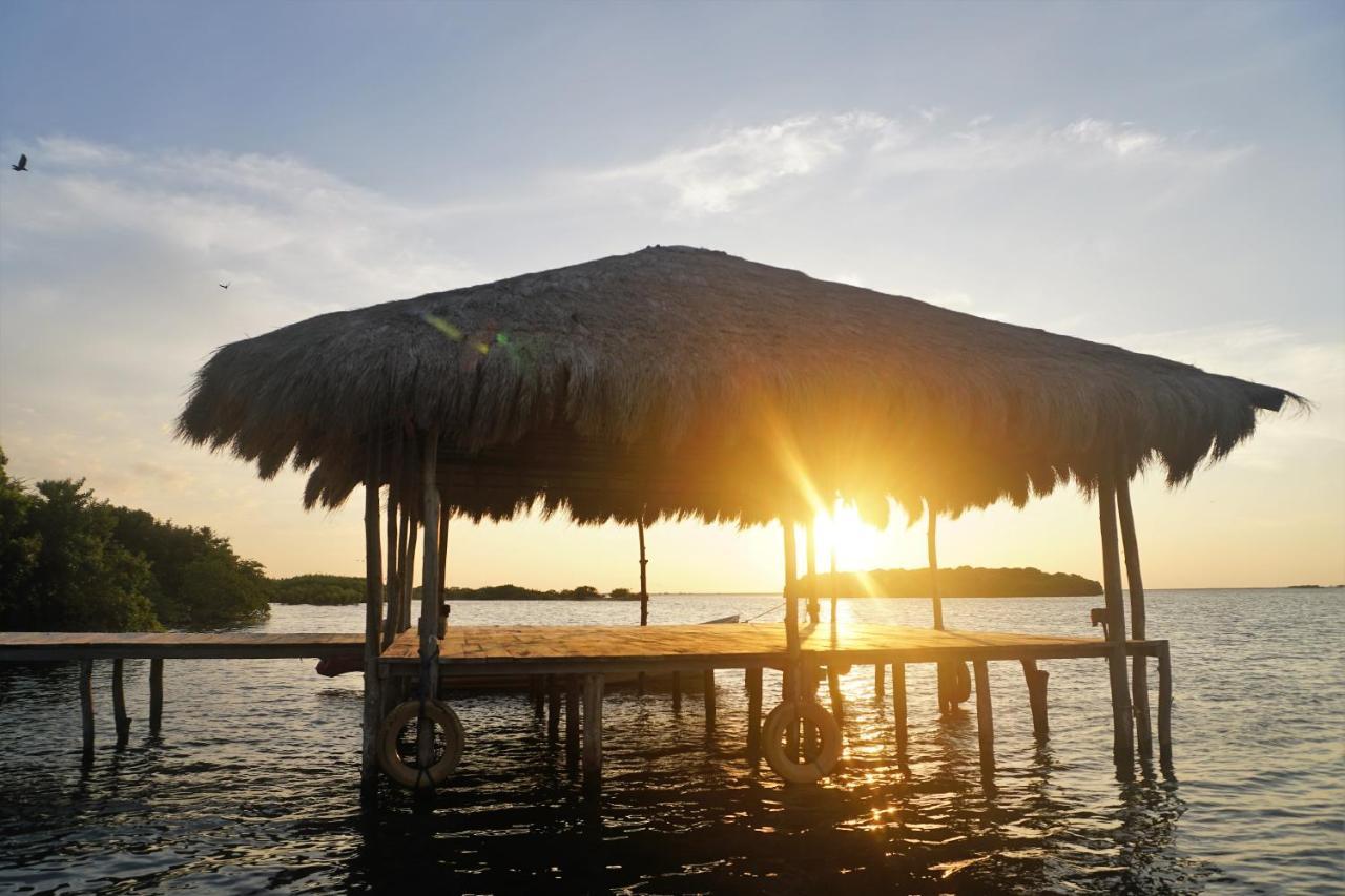 Kitelantis Hotel And Resort カルピティヤ エクステリア 写真